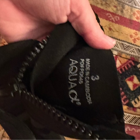 Aqua Black Neoprene surf Booties - Picture 7 of 7